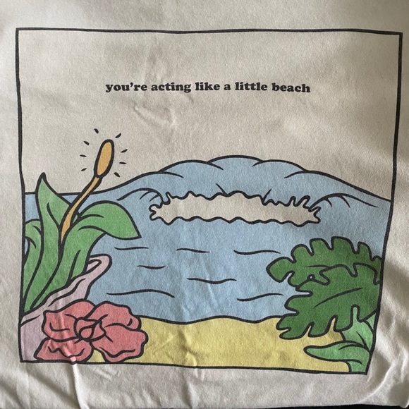 Soft Graphic Tee - Picture 4 of 7